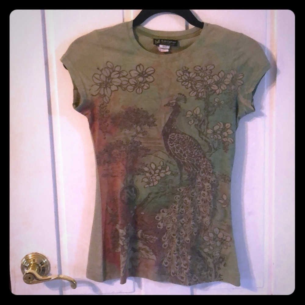 Peacock Fitted T-shirt